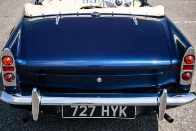 1964 Daimler SP250