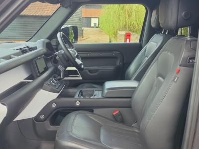 2021 Land Rover 2.0 P300 X-Dynamic SE SUV 3dr Petrol Auto 4WD Euro 6 (s/s) (300 ps)