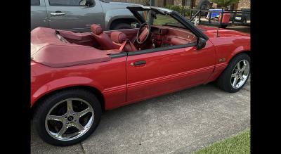 1992 Ford MUSTANG LX