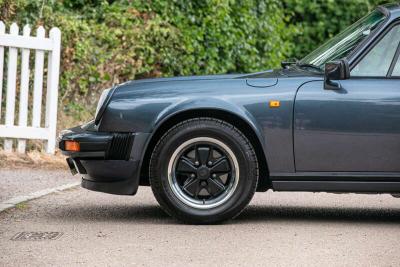 1986 Porsche 911 Carrera 