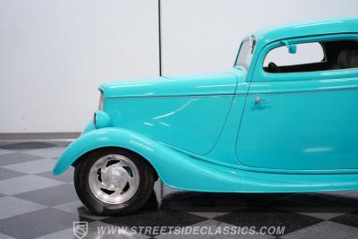 1933 Ford 3-Window Coupe