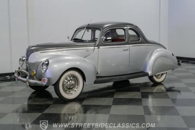 1940 Ford Deluxe Business Coupe