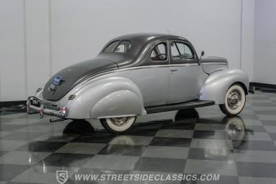 1940 Ford Deluxe Business Coupe