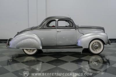 1940 Ford Deluxe Business Coupe