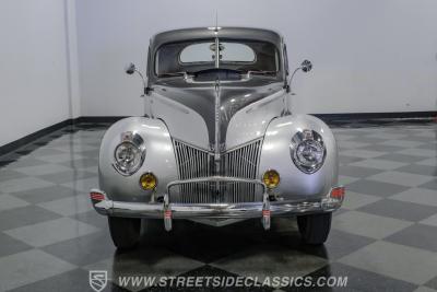 1940 Ford Deluxe Business Coupe