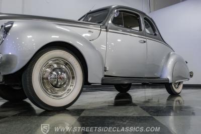 1940 Ford Deluxe Business Coupe