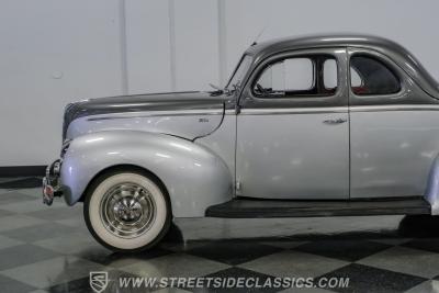 1940 Ford Deluxe Business Coupe