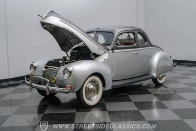 1940 Ford Deluxe Business Coupe