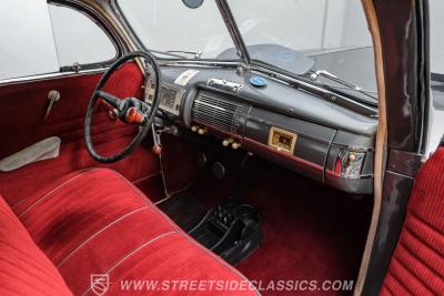 1940 Ford Deluxe Business Coupe