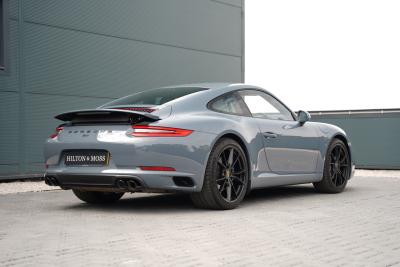 2016 Porsche 911