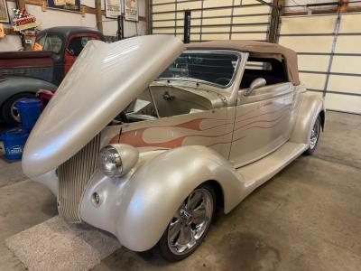 1936 Ford Cabriolet