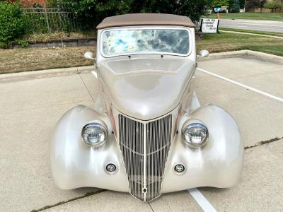 1936 Ford Cabriolet