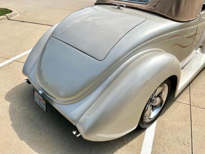 1936 Ford Cabriolet