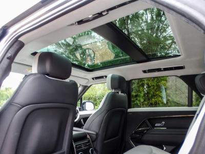 2023 Land Rover 3.0 D300 MHEV Autobiography Auto 4WD Euro 6 (s/s) 5dr