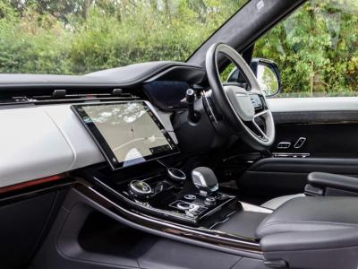 2023 Land Rover 3.0 D300 MHEV Autobiography Auto 4WD Euro 6 (s/s) 5dr