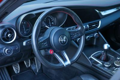 2017 Alfa Romeo Giulia 2.9 V6 Quadrifoglio Performance Edition &ldquo;Manual and Carbon Seats by Sparco&rdquo;