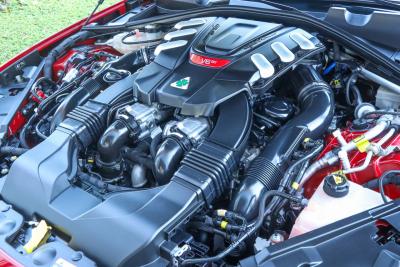 2017 Alfa Romeo Giulia 2.9 V6 Quadrifoglio Performance Edition &ldquo;Manual and Carbon Seats by Sparco&rdquo;