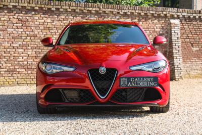 2017 Alfa Romeo Giulia 2.9 V6 Quadrifoglio Performance Edition &ldquo;Manual and Carbon Seats by Sparco&rdquo;