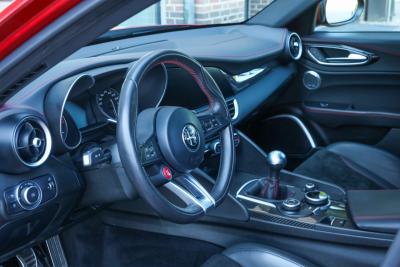 2017 Alfa Romeo Giulia 2.9 V6 Quadrifoglio Performance Edition &ldquo;Manual and Carbon Seats by Sparco&rdquo;