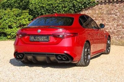2017 Alfa Romeo Giulia 2.9 V6 Quadrifoglio Performance Edition &ldquo;Manual and Carbon Seats by Sparco&rdquo;