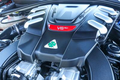 2017 Alfa Romeo Giulia 2.9 V6 Quadrifoglio Performance Edition &ldquo;Manual and Carbon Seats by Sparco&rdquo;