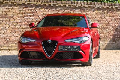 2017 Alfa Romeo Giulia 2.9 V6 Quadrifoglio Performance Edition &ldquo;Manual and Carbon Seats by Sparco&rdquo;