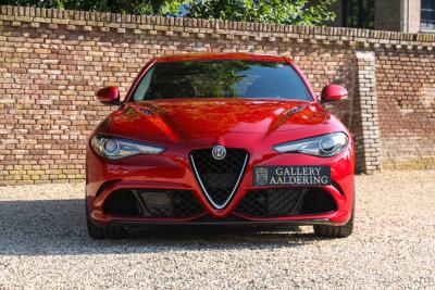 2017 Alfa Romeo Giulia 2.9 V6 Quadrifoglio Performance Edition &ldquo;Manual and Carbon Seats by Sparco&rdquo;