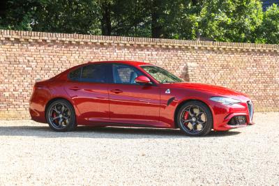 2017 Alfa Romeo Giulia 2.9 V6 Quadrifoglio Performance Edition &ldquo;Manual and Carbon Seats by Sparco&rdquo;
