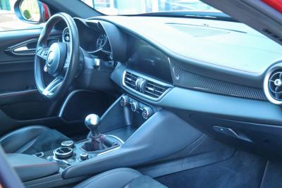 2017 Alfa Romeo Giulia 2.9 V6 Quadrifoglio Performance Edition &ldquo;Manual and Carbon Seats by Sparco&rdquo;