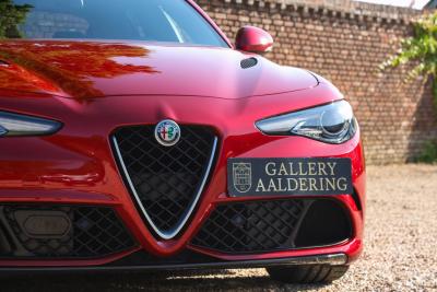 2017 Alfa Romeo Giulia 2.9 V6 Quadrifoglio Performance Edition &ldquo;Manual and Carbon Seats by Sparco&rdquo;