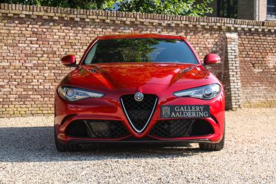 2017 Alfa Romeo Giulia 2.9 V6 Quadrifoglio Performance Edition &ldquo;Manual and Carbon Seats by Sparco&rdquo;