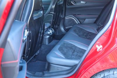 2017 Alfa Romeo Giulia 2.9 V6 Quadrifoglio Performance Edition &ldquo;Manual and Carbon Seats by Sparco&rdquo;