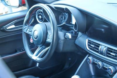 2017 Alfa Romeo Giulia 2.9 V6 Quadrifoglio Performance Edition &ldquo;Manual and Carbon Seats by Sparco&rdquo;