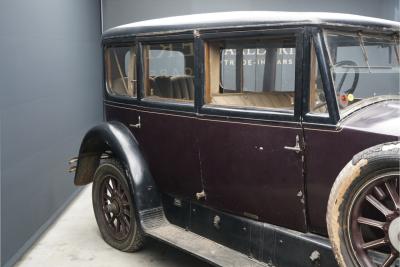 1926 Renault Model PI18/24HP Limousine by Felber et Fils - Paris