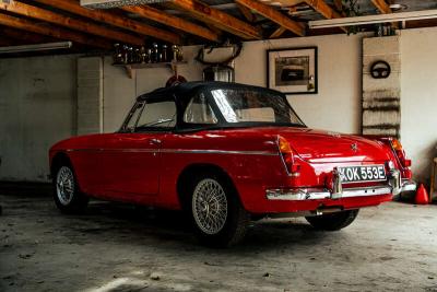 1967 MG B Roadster
