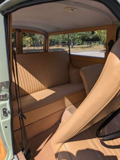1968 Morris Minor Traveller