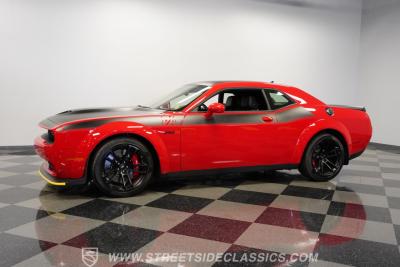 2022 Dodge Challenger R/T Scat Pack T/A 392 Widebody