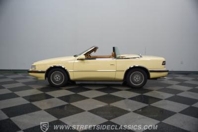 1989 Chrysler TC by Maserati