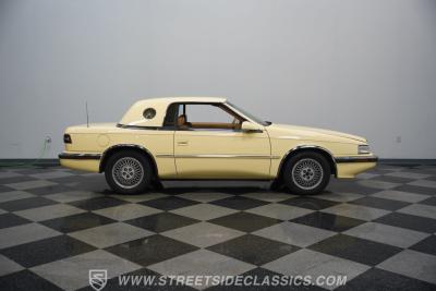1989 Chrysler TC by Maserati