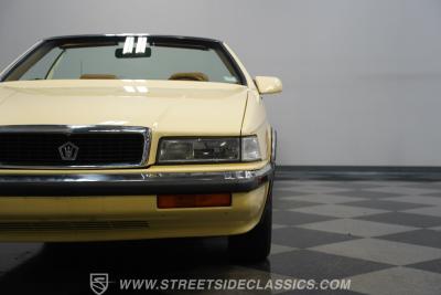 1989 Chrysler TC by Maserati
