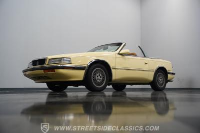 1989 Chrysler TC by Maserati