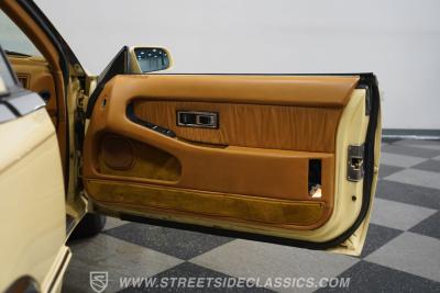 1989 Chrysler TC by Maserati