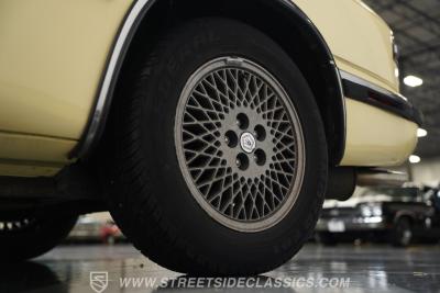 1989 Chrysler TC by Maserati