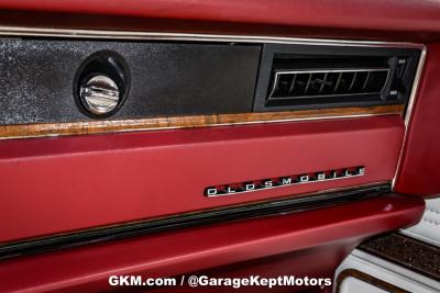 1975 Oldsmobile Delta 88 Royale