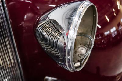 1949 Triumph 2000