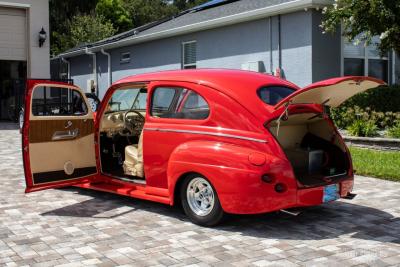 1941 Ford Super Deluxe
