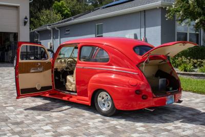 1941 Ford Super Deluxe