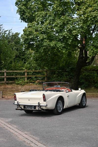 1960 Daimler SP250 Dart