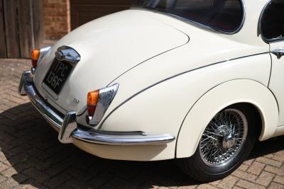 1968 Jaguar MK.II 2.4