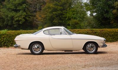 1966 Volvo P1800S